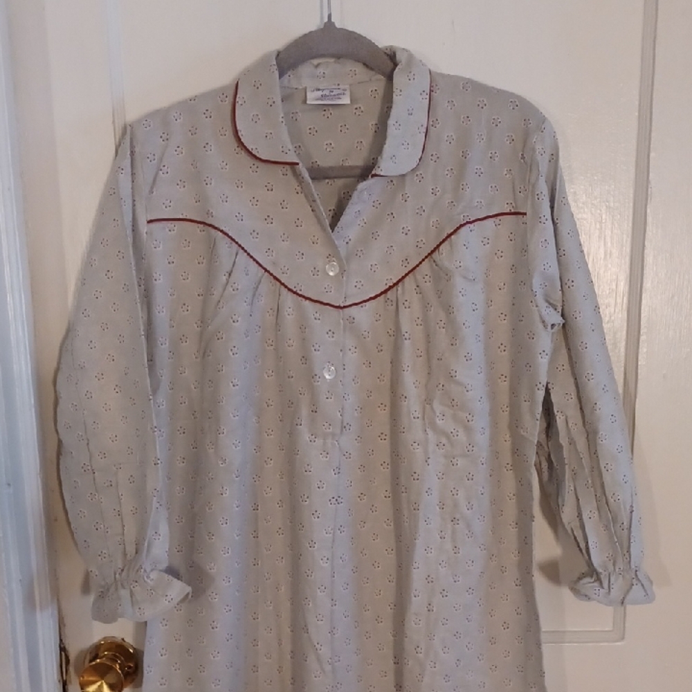 Women's Gray Button-Up Nightgown Flannel Gown Size Medium